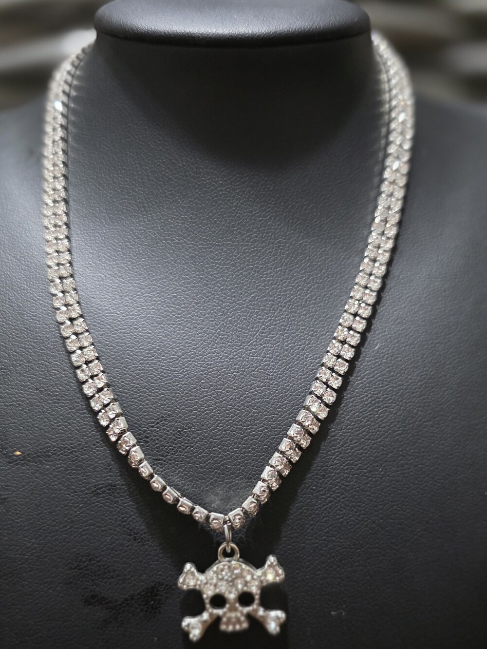 Rhinestone Skull Pendant Tennis Style Necklace - Silver